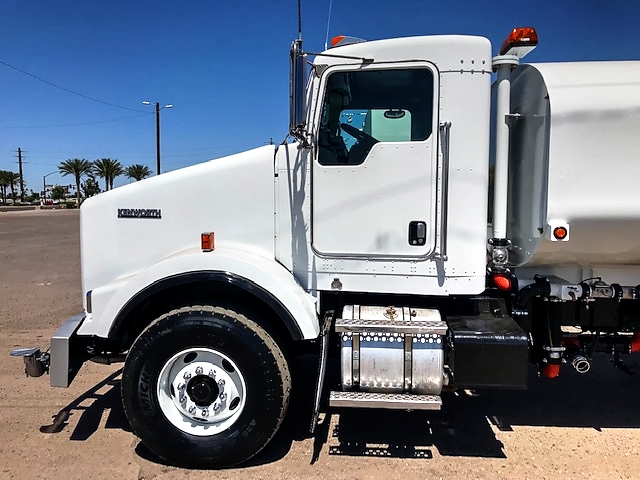 2007 Kenworth Heavy Spec T-800 with Maverick 4,000 Gallon Water System