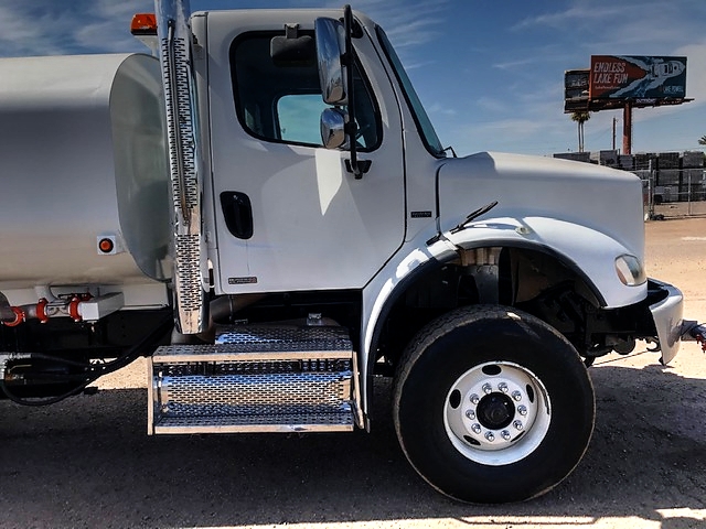 2009 Freightliner M-2 with New Maverick 4000 Gallon Water System